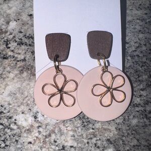 Elegant Pink and Gold Flower Earrings